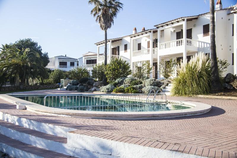 Apartamentos Binibeca Mar Bagian luar foto